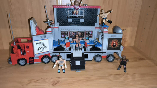 Camion TV style Lego de Catch wwe Stackdown
