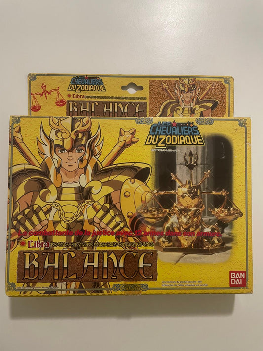 Figurine jouet rétro Saint Seiya Chevalier d'or de la Balance Libra Dokho 1987 bandai